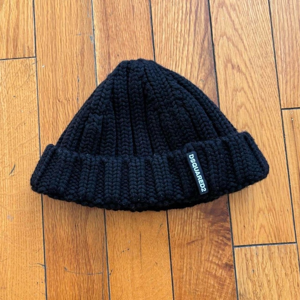 DSQUARED2 Wool Fisherman Beanie. Good condition. Nice classic fisherman beanie.